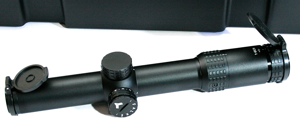 FALKE_FAL32-0025_Zielfernrohr_1-8x24_Beleuchtet_SAS-Absehen_SpeedAimingSight_34mm_Mittelrohr_www.bayerwald-jagdcenter.de_0.jpg