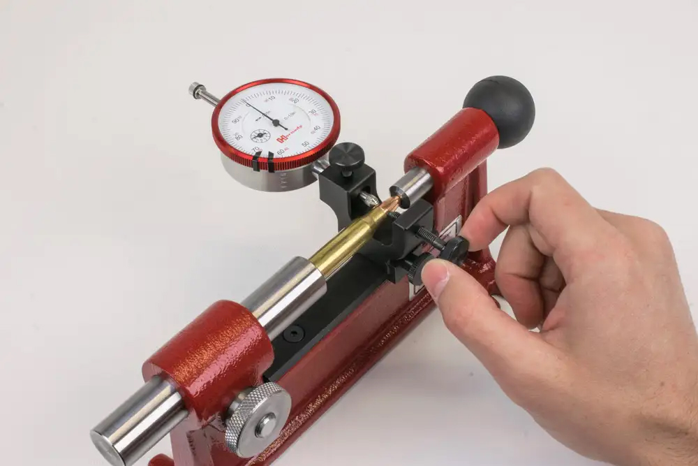 HORNADY_050076_LOCK-N-LOAD_Concentricity-TOOL_Rundlaufmessgeraet_Wiederladen_Rifle_www.bayerwald-jagdcenter.de_0.jpg
