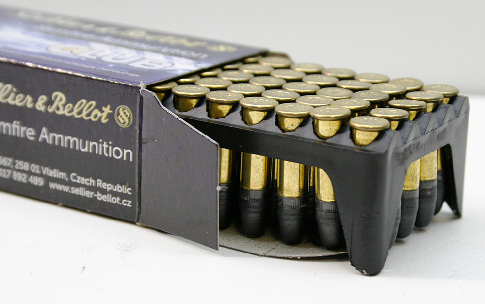 SuB_2003814_Sellier-Bellot_CLUB_Rimfire_22lr_lfb_KK-Munition_50_Patronen_Standard-Velocity_2,6g_40grs_BLEI_www.bayerwald-jagdcenter.de_0.jpg