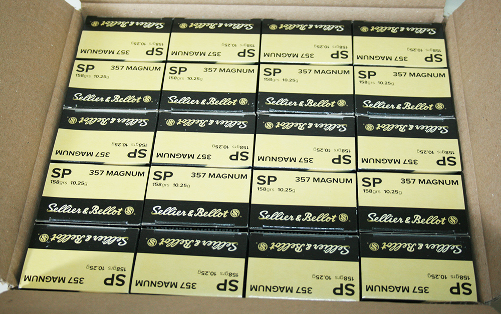 SuB_64195_Sellier-Bellot_Kurzwaffen_Revolverpatronen_.357-Mag_SP_Teilmantel-Flach_158gr_10.25g_www.bayerwald-jagdcenter.de_0.jpg
