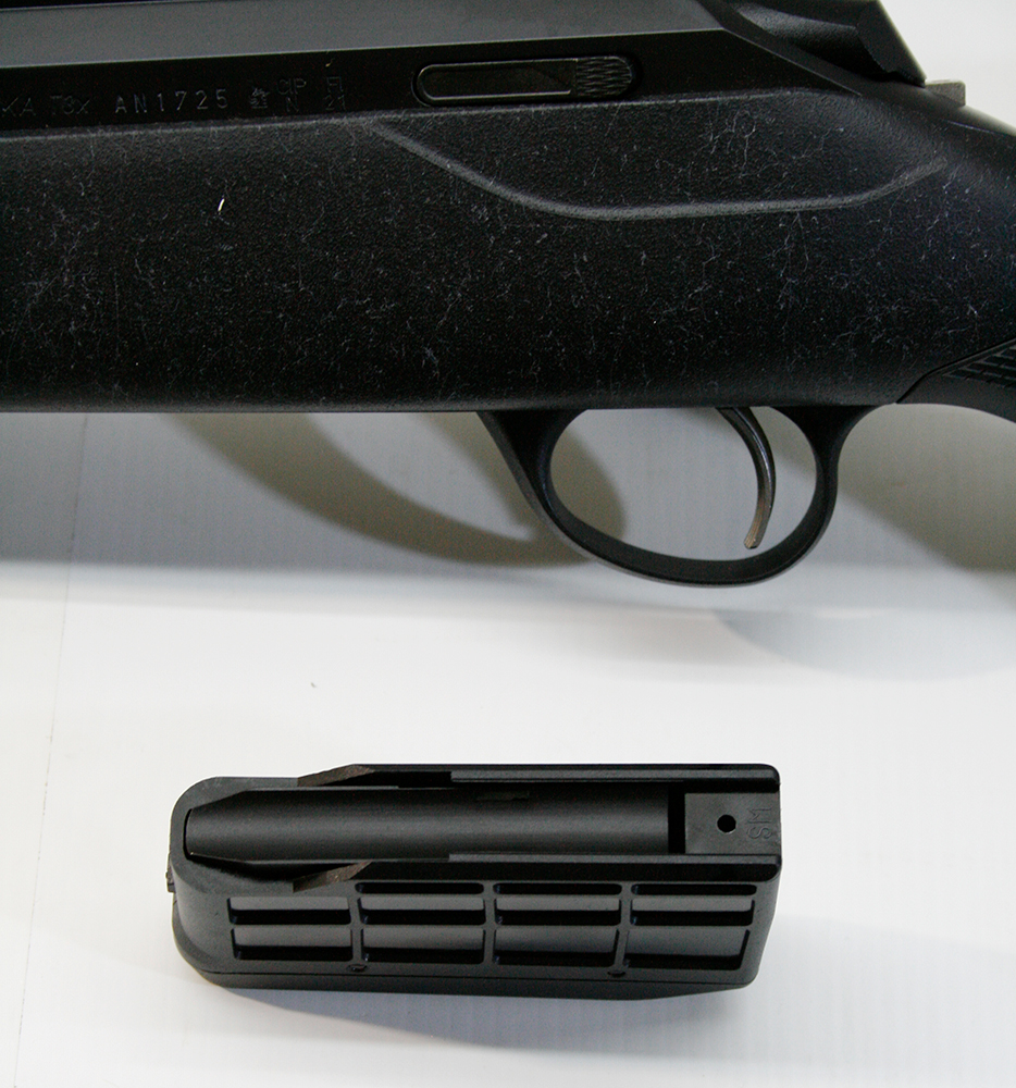 TIKKA_1401X32305_Repetierbuechse_T3x_Roughtech_BLACK_300WSM_WinchesterShortMagnum_5-8x24UNF_www.bayerwald-jagdcenter.de_0.jpg
